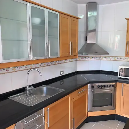 Estupendo Apartamento En Costa Del Silencio. *