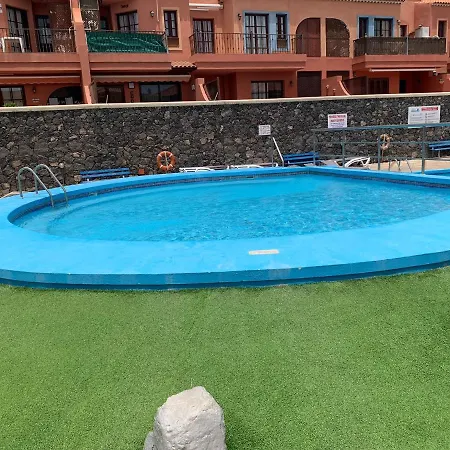 Estupendo Apartamento En Costa Del Silencio. *
